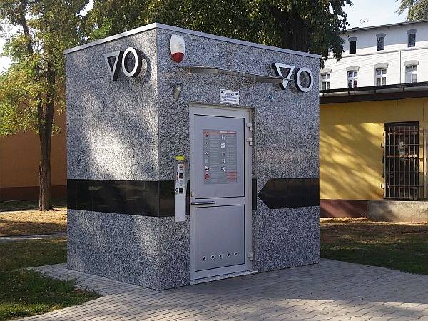 Gdzie warto zakupić dla siebie nowoczesne toalety publiczne?